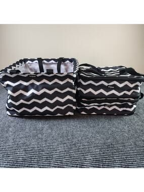 Thirty-One 12" Casserole Perfect Potluck Square Thermal Carrier Set Hot Cold